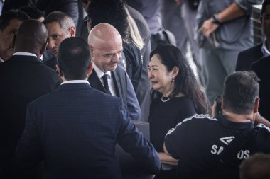 Pele 'nin Santos' taki cenazesi. 02 Ocak 2023, Santos, Sao Paulo, Brezilya: Brezilyalı futbol efsanesi Pele 'nin cenazesi, oğlu Edinho, ailesi ve FIFA Başkanı G ile birlikte Pazartesi günü Vila Belmiro' daki Urbano Caldeira Stadyumu 'nda düzenlendi.