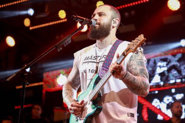 Jorge ve Mateus Florianopolis 'te canlı performans sergiliyorlar. 4 Ocak 2023, Florianopolis, Santa Catarina, Brezilya: Ülkenin ilk Beach Club Parador 12 'deki Jorge & Mateus ikilisi, Jurere Internacional, Florianopolis, Çarşamba (4)) 