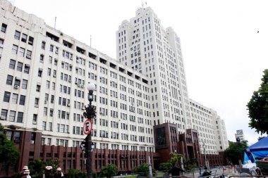 Rio de Janeiro 'daki Bolsonaros Destekçileri kampının dağıtılması. 10 Ocak 2023, Rio de Janeiro, Brezilya: Rio de Janeiro 'da Yenilmez Başkan Vargas' taki Bolsonaros destekçilerinin kampının dağıtılması, Rio de Janeiro şehir merkezindeki Doğu Askeri Kışlası önünde.