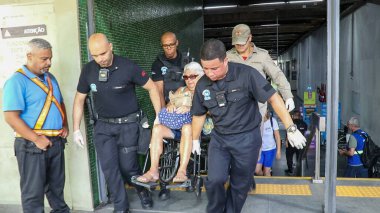 Riots and injuries in the subway of Rio de Janeiro. January 20, 2023. Brazil, Rio de Janeiro: Injured passengers are evacuated by paramedics from the Estacio Metro station in Rio, in the central region of the city