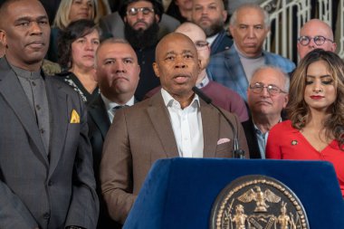 Mayor Adams Calls for Federal Support to Help Serve Asylum Seekers. January 22, 2023, New York, USA: New York City Mayor Eric Adams calls for more help from the federal government to handle the influx of asylum seekers at City Hall Rotunda 