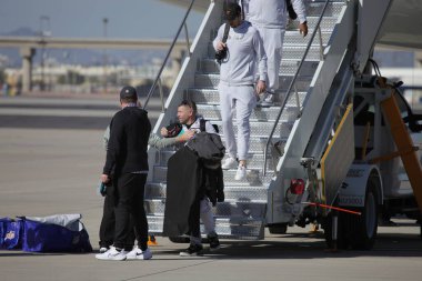 Goldwater Ulusal Muhafız Üssü-Arizona 'ya SuperbowlVII için Eagles Players' ın gelişi. 5 Şubat 2023, Phoenix, Arizona, ABD: Goldwater Ulusal Muhafız Üssü Arizona 'daki Philadelphia Eagles Oyuncuları SuperBowlVII maçı için geldiler 