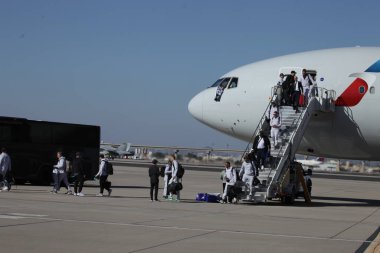 Goldwater Ulusal Muhafız Üssü-Arizona 'ya SuperbowlVII için Eagles Players' ın gelişi. 5 Şubat 2023, Phoenix, Arizona, ABD: Goldwater Ulusal Muhafız Üssü Arizona 'daki Philadelphia Eagles Oyuncuları SuperBowlVII maçı için geldiler 
