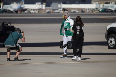 Goldwater Ulusal Muhafız Üssü-Arizona 'ya SuperbowlVII için Eagles Players' ın gelişi. 5 Şubat 2023, Phoenix, Arizona, ABD: Goldwater Ulusal Muhafız Üssü Arizona 'daki Philadelphia Eagles Oyuncuları SuperBowlVII maçı için geldiler 