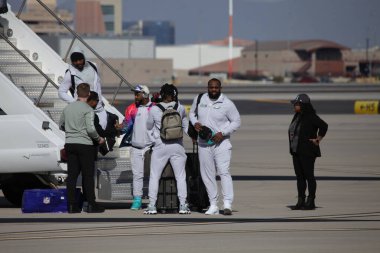 Goldwater Ulusal Muhafız Üssü-Arizona 'ya SuperbowlVII için Eagles Players' ın gelişi. 5 Şubat 2023, Phoenix, Arizona, ABD: Goldwater Ulusal Muhafız Üssü Arizona 'daki Philadelphia Eagles Oyuncuları SuperBowlVII maçı için geldiler 