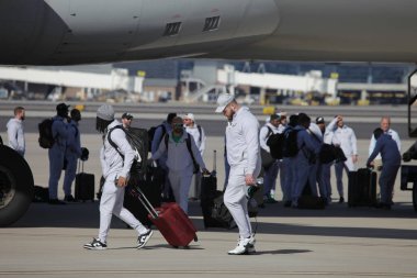 Goldwater Ulusal Muhafız Üssü-Arizona 'ya SuperbowlVII için Eagles Players' ın gelişi. 5 Şubat 2023, Phoenix, Arizona, ABD: Goldwater Ulusal Muhafız Üssü Arizona 'daki Philadelphia Eagles Oyuncuları SuperBowlVII maçı için geldiler 