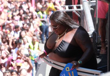 Brezilyalı şarkıcı Lexa, Rio de Janeiro 'daki Carnival Block 2023' te sahne alıyor. 5 Şubat 2023, Rio de Janeiro, Brezilya: 