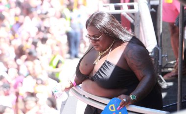 Brezilyalı şarkıcı Lexa, Rio de Janeiro 'daki Carnival Block 2023' te sahne alıyor. 5 Şubat 2023, Rio de Janeiro, Brezilya: 