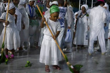 Rio Mayor participates during Lavagem da Sapucai at Carnival in Rio de Janeiro. February 11, 2023, Rio de Janeiro, Brazil: The mayor of Rio de Janeiro Eduardo Paes participates in Lavagem da Sapucai, a positive energizing ritual for the avenue