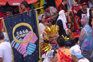 Parade of the Casa Comigo Street Block in Sao Paulo. February 11, 2023. Brazil, Sao Paulo: The Bloco Casa Comigo draws thousands of revelers, the new route on Avenida Henrique Schalmann in Pinheiros