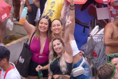 Parade of the Casa Comigo Street Block in Sao Paulo. February 11, 2023. Brazil, Sao Paulo: The Bloco Casa Comigo draws thousands of revelers, the new route on Avenida Henrique Schalmann in Pinheiros
