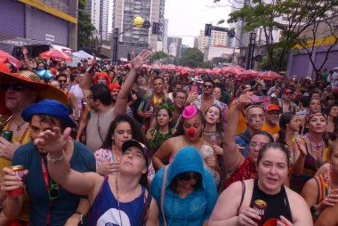 Ritaleena Block Carnival in Sao Paulo. February 11, 2023, Sao Paulo, Brazil: The Ritaleena Block which honors singer Rita Lee playing her hits in a carnival rhythm, drew thousands of revelers dressed up colorfully, singing and dancing 