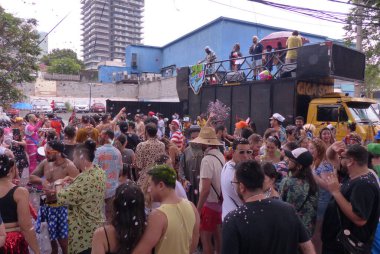 Vem Que Vai Ser Legal Block Carnival. February 11, 2023, Sao Paulo, Brazil: The Vem Que Vai Ser Legal carnival block is playing mainly funk and the marchinhas band Zica brought together a lot of people even in the pouring rain on the streets