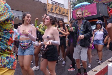 Vem Que Vai Ser Legal Block Carnival. February 11, 2023, Sao Paulo, Brazil: The Vem Que Vai Ser Legal carnival block is playing mainly funk and the marchinhas band Zica brought together a lot of people even in the pouring rain on the streets