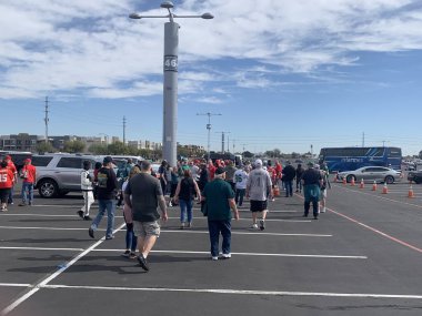 Chiefs and Kansas fight it out for Super Bowl LVII in Arizona. February 12, 2023, Glendale, Arizona, USA: Fans and lovers of American football heading for the stadium to watch the Kansas City Chiefs play against Philadelphia Eagles