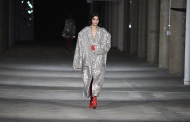 Christian Cowan FW '23 Runway Show. 14 Şubat 2023, New York, ABD: New York 'ta ünlü sanatçılar Sam Smith, rapçi Montero Lamar Hill ve New York FW sırasında Christian Cowan' ın kıyafetlerini sergilediler.