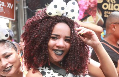 Block parade in Rio de Janeiro. February 18, 2023. Rio de Janeiro, Brazil: Revelers enjoy the parade of the Bloco Cordao do Bola Preta, which brings together thousands of people on Avenida Antonio Carlos, in downtown Rio de Janeiro
