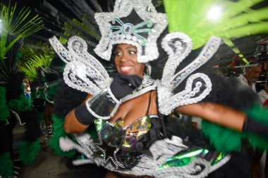mperio Serrano Samba School Parade in Rio de Janeiro. February 19, 2023, Rio de Janeiro, Brazil: Parade of the Imperio Serrano samba school, comes with beautiful allegories and props and with the theme honoring the singer and sambista Arlindo Cruz