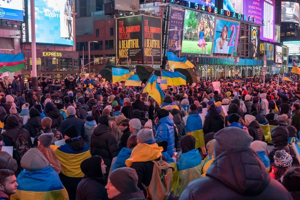 People North America Gather Support Ukraine Anniversary Russian Invasion February — Stock Photo, Image