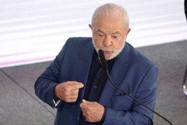 Brazilian President, Lula, signs CONSEA Decree. February 28, 2023, Brasilia, Federal District, Brazil: The President of Brazil, Luiz Inacio Lula da Silva, signs the decree that reinstalls the National Security Council Food and Nutrition