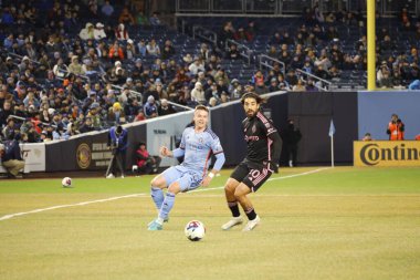 2023 MLS Normal Sezon: NYCFC, Inter Miami CF 'ye karşı. 11 Mart 2023, New York, ABD: New York 'taki Yankee Stadyumu' nda NYCFC ve Inter Miami CF arasında oynanan 2023 MLS Normal Mevsim futbol maçının ev sahibi açılışı. 
