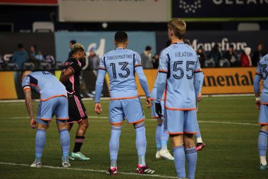2023 MLS Normal Sezon: NYCFC, Inter Miami CF 'ye karşı. 11 Mart 2023, New York, ABD: New York 'taki Yankee Stadyumu' nda NYCFC ve Inter Miami CF arasında oynanan 2023 MLS Normal Mevsim futbol maçının ev sahibi açılışı. 
