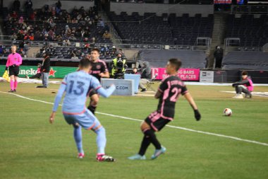 2023 MLS Normal Sezon: NYCFC, Inter Miami CF 'ye karşı. 11 Mart 2023, New York, ABD: Miami 'den bir oyuncu 2023 MLS Normal Futbol Maçı' nda NYCFC 'ye 1-0 üstünlük verilmesine karşı gol attı. 