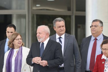 Lula, PRONASCI II 'nin fırlatma törenine ve araçların Özel Kadın Polis İstasyonlarına teslim edilmesine katılıyor. 15 Mart 2023, Brezilya Federal Bölgesi: Brezilya Cumhurbaşkanı Luiz Inacio Lula da Silva 