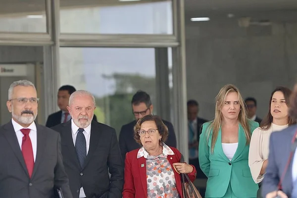 Lula Deltar Lanseringen Pronasci Och Leverans Fordon Till Special Women — Stockfoto