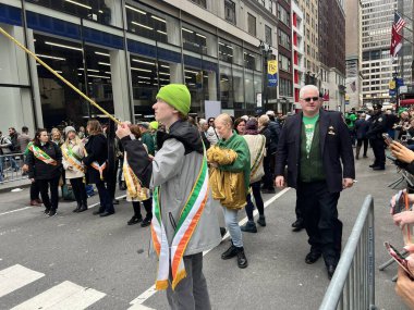 New York 'ta 2023 Aziz Patrick Günü Geçidi. 17 Mart 2023, New York, ABD: 2023 Saint Patricks Günü, 5. Cadde 'de Midtown' da 44. Cadde 'den Doğu 79. Cadde' ye kadar devam etti.