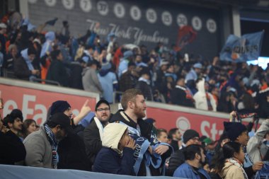 2023 MLS Normal Sezon: NYCFC DC United 'a karşı. 18 Mart 2023, New York, ABD: 2023 MLS Normal Mevsim futbol maçı New York Yankee Stadyumu 'nda NYCFC ve DC United arasında. NYCFC 3-2 kazandı.. 