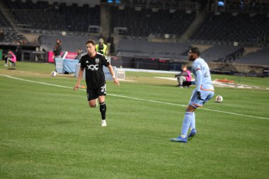 2023 MLS Normal Sezon: NYCFC DC United 'a karşı. 18 Mart 2023, New York, ABD: 2023 MLS Normal Mevsim futbol maçı New York Yankee Stadyumu 'nda NYCFC ve DC United arasında. NYCFC 3-2 kazandı.. 
