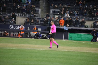 2023 MLS Normal Sezon: NYCFC DC United 'a karşı. 18 Mart 2023, New York, ABD: 2023 MLS Normal Mevsim futbol maçı New York Yankee Stadyumu 'nda NYCFC ve DC United arasında. NYCFC 3-2 kazandı.. 