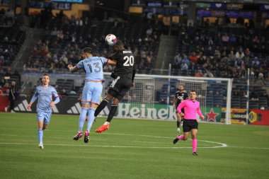 2023 MLS Normal Sezon: NYCFC DC United 'a karşı. 18 Mart 2023, New York, ABD: 2023 MLS Normal Mevsim futbol maçı New York Yankee Stadyumu 'nda NYCFC ve DC United arasında. NYCFC 3-2 kazandı.. 