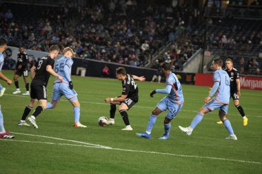 2023 MLS Normal Sezon: NYCFC DC United 'a karşı. 18 Mart 2023, New York, ABD: 2023 MLS Normal Mevsim futbol maçı New York Yankee Stadyumu 'nda NYCFC ve DC United arasında. NYCFC 3-2 kazandı.. 