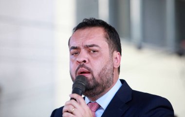 Rio Valisi Castro, Paulo Niemeyer Beyin Enstitüsü (IECPN) binasının açılışını gerçekleştirdi. 18 Mart 2023, Rio de Janeiro, Brezilya: Rio de Janeiro Valisi Claudio Castro, Paulo Niemeyer Devlet Enstitüsü 'nün yeni binasının açılışını yaptı.