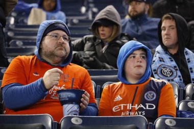2023 MLS Normal Sezon: NYCFC DC United 'a karşı. 18 Mart 2023, New York, ABD: 2023 MLS Normal Mevsim futbol maçı New York Yankee Stadyumu 'nda NYCFC ve DC United arasında. NYCFC 3-2 kazandı..