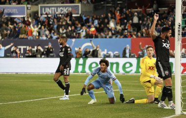 2023 MLS Normal Sezon: NYCFC DC United 'a karşı. 18 Mart 2023, New York, ABD: 2023 MLS Normal Mevsim futbol maçı New York Yankee Stadyumu 'nda NYCFC ve DC United arasında. NYCFC 3-2 kazandı..