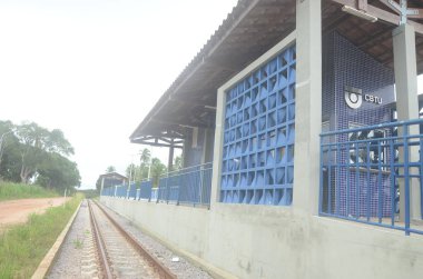 Natal 'da saldırılar. 19 Mart 2023, Natal, Rio Grande do Norte, Brezilya: Parnamirim RN Tren İstasyonu, bu sabah erken saatlerde suçlular tarafından hedef alındı. Belediyenin çadırları olmadan serbest fuarlar, Ponta Negra tahta yolu yağmurla yıkıldı