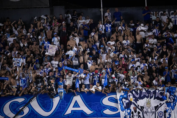 Чемпионат Паулисты по футболу: Агуа Санта против РБ Брагантино. Март 2023, Сантос, Сан-Паулу, Бразилия: Футбольный матч между Агуа Сантой и RB Брагантино, действительный для полуфинала Чемпионата Паулисты 2023 года по футболу, состоявшегося на стадионе Урбано Калдейра