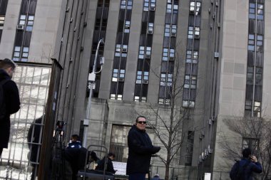 Donald Trump 'ın yakın zamanda New York' ta suçlanma olasılığı. 21 Mart 2023, New York, ABD: Eski ABD Başkanı Donald J. Trump 'ın beklentileri doğrultusunda Manhattan Adliyesi' nde basın mensuplarının yoğun hareketi
