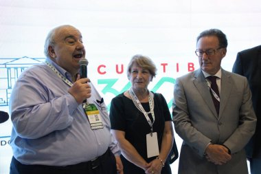 Smart City Expo 'nun 4. baskısı. 22 Mart 2023 'te Curitiba, Parana, Brezilya: Smart City Expo Curitiba' nın 4. Programı kapsamında, Curitiba Belediye Binası ve İtalya Konsolosluğu mevcut ortaklığı güçlendirdi. 