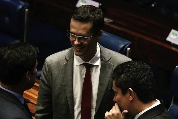 Brazilian Senators Took Stand Pcc Plan Kidnap Senator Moro March — Stock Photo, Image