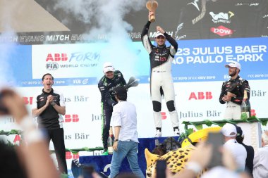 Yeni Zelandalı Mitch Evans Sao Paulo Formula E-Prix 2023 'ü kazandı. 25 Mart 2023, Sao Paulo, Brezilya: Brezilya 'da 25 Mart Cumartesi günü Sao Paulo' da yapılan ilk Formula E yarışı, Yeni Zelandalı Mitch Evans 'ın zaferiyle sona erdi. 