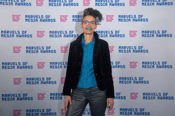 第2回メディア大賞受賞 2023年3月30日 ニューヨーク アメリカ キャリー ホークスは 2023年3月30日にニューヨークのムービング イメージ博物館で開催されるメディア アワードMarvels Media — ストック写真