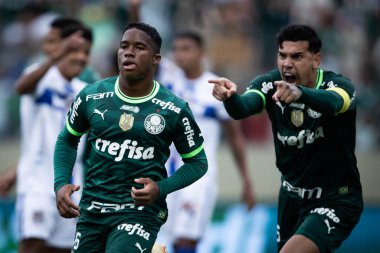 Paulista Futbol Şampiyonası Finali Agua Santa, Palmeiras 'a karşı. 2 Nisan 2023, Barueri, Sao Paulo, Brezilya: Agua Santa ve Palmeiras arasındaki futbol maçı, Arena Barueri 'de oynanan Paulista Futbol Şampiyonası Finali' nin birinci maçı için geçerlidir.