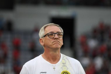 Paranaense Futbol Şampiyonası: Atlhetico Halkla İlişkiler FC Cascavel 'e karşı. 2009 Nisan, 2023, Curitiba, Parana, Brezilya: Atlhetico Paranaense takımı 2023 Paranaense Futbol Şampiyonası rövanş maçında şampiyon unvanını kutluyor. 