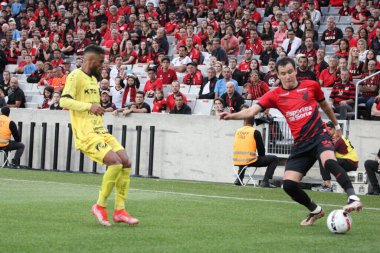 Paranaense Futbol Şampiyonası: Atlhetico Halkla İlişkiler FC Cascavel 'e karşı. 2009 Nisan, 2023, Curitiba, Parana, Brezilya: Atlhetico Paranaense takımı 2023 Paranaense Futbol Şampiyonası rövanş maçında şampiyon unvanını kutluyor. 