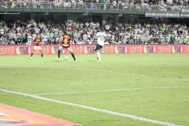 Brezilya Kupası: Coritiba, Sport Recife 'ye karşı. 12 Nisan 2023, Curitiba, Parana, Brezilya: Coritiba ile Sport Recife arasındaki futbol maçı, Couto Pereira Stadyumu 'nda Copa do Brasil' in üçüncü turu için geçerlidir. Oyun 3-3 bitti.. 