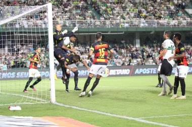 Brezilya Kupası: Coritiba, Sport Recife 'ye karşı. 12 Nisan 2023, Curitiba, Parana, Brezilya: Coritiba ile Sport Recife arasındaki futbol maçı, Couto Pereira Stadyumu 'nda Copa do Brasil' in üçüncü turu için geçerlidir. Oyun 3-3 bitti.. 